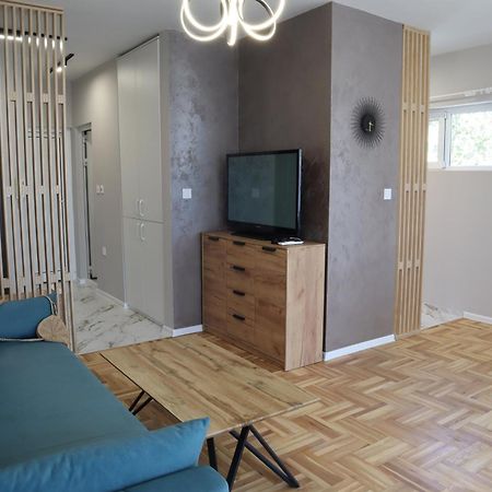 Studios Near To Burgas Free University Esterno foto