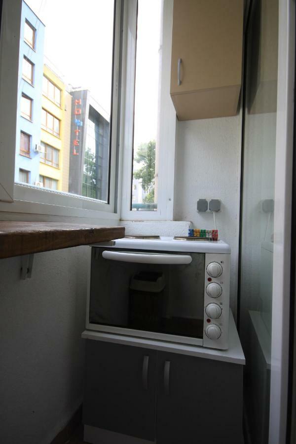 Studios Near To Burgas Free University Esterno foto